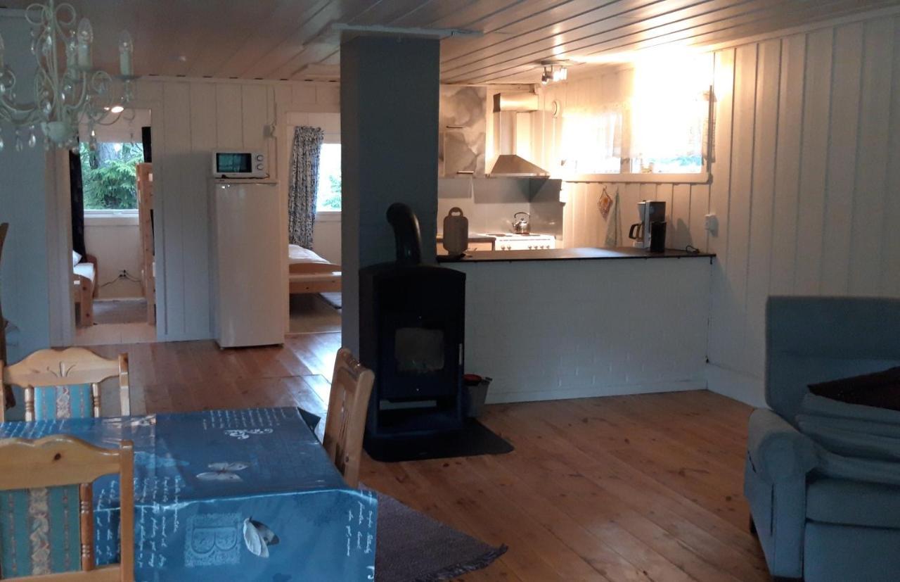 Granheim Hytte Med 2 Soverom Birkeland Exterior foto